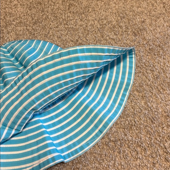 Turquoise and White bucket hat with striped pattern  the perfect sun hat - Picture 9 of 9